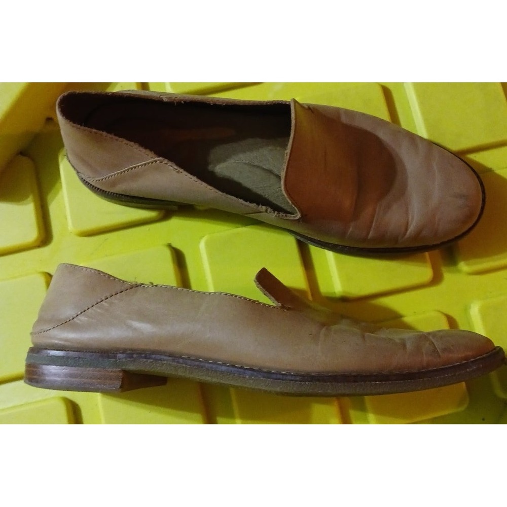 Sperry Women's Tan‎ Leather Seaport Levy Anchor Flats, Size 8.5